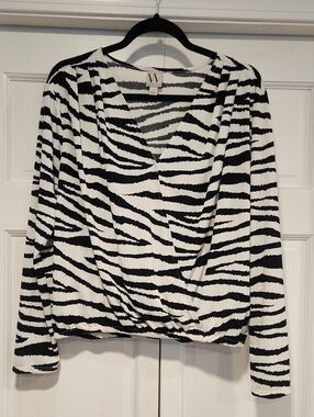Worthington Black & White Zebra Wrap Blouse